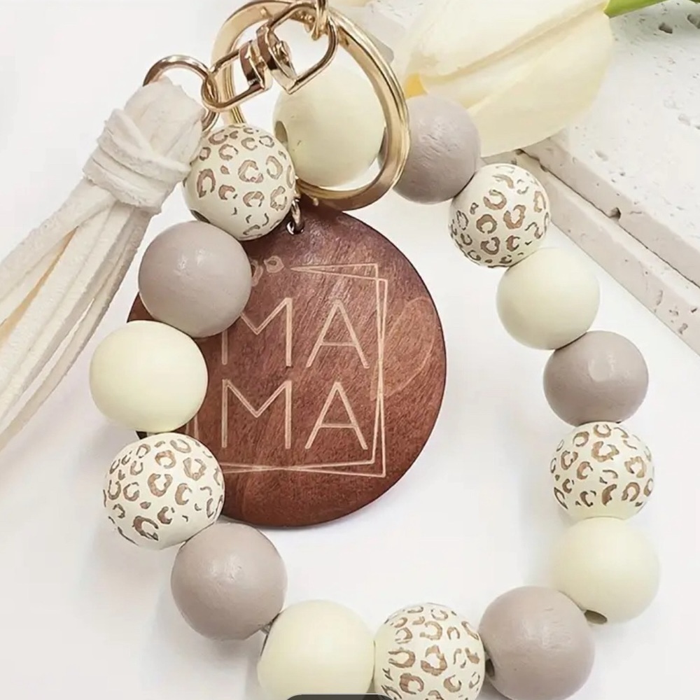 - MAMÁ Key chain 🆕🆕 - Picture 2 of 3